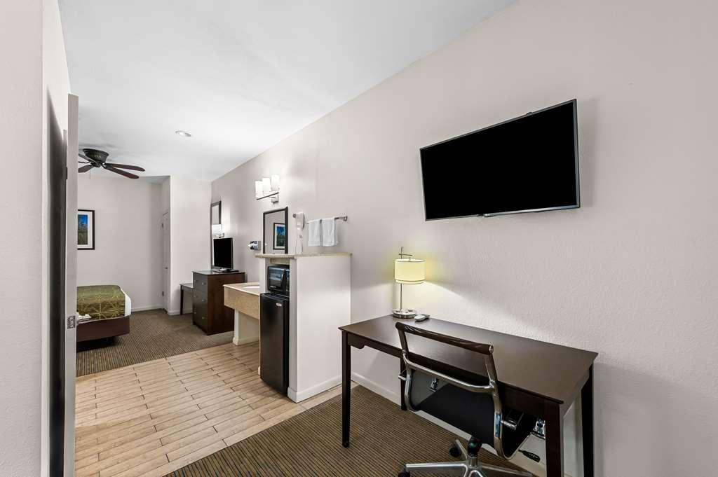 Best Western Delhi Inn Cameră foto